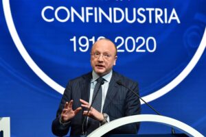 Big di Confindustria in tribunale. Ma ancora brigano per le nomine