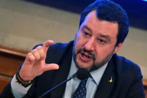 La Lega: «10 miliardi per fondo d’emergenza». E dal governo briciole