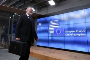 Le lobby d’Europa che ci fanno verdi. Quei 25.000 incontri (13 al giorno) con i commissari di Bruxelles
