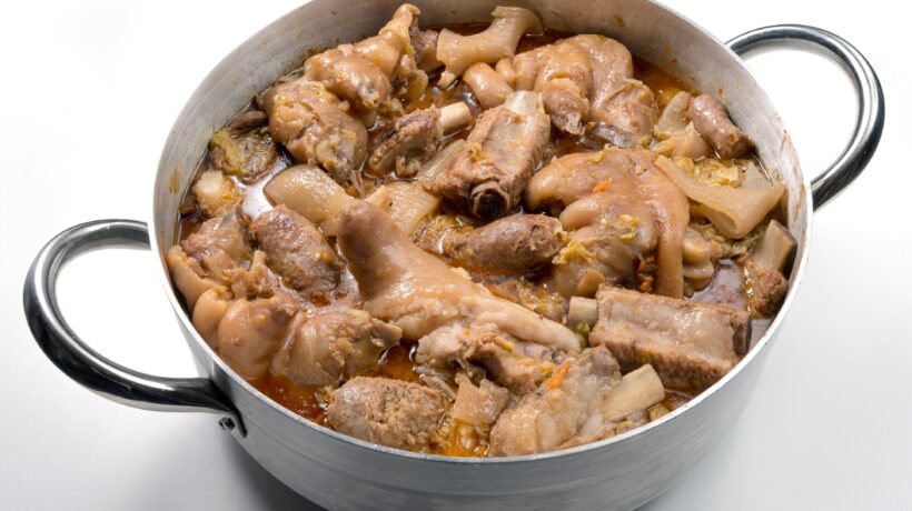 Piccola banca alimentare chiamata maiale