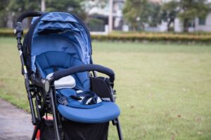 Se i passeggini rimangono vuoti ci resta solo la decrescita infelice