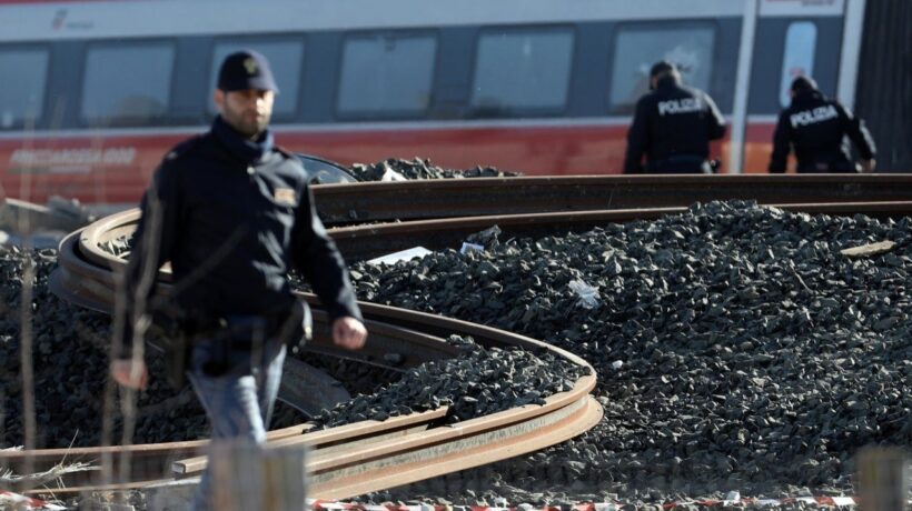 Tragedia sull’Alta velocità, due morti Il pm: «Uno scambio fuori posizione»