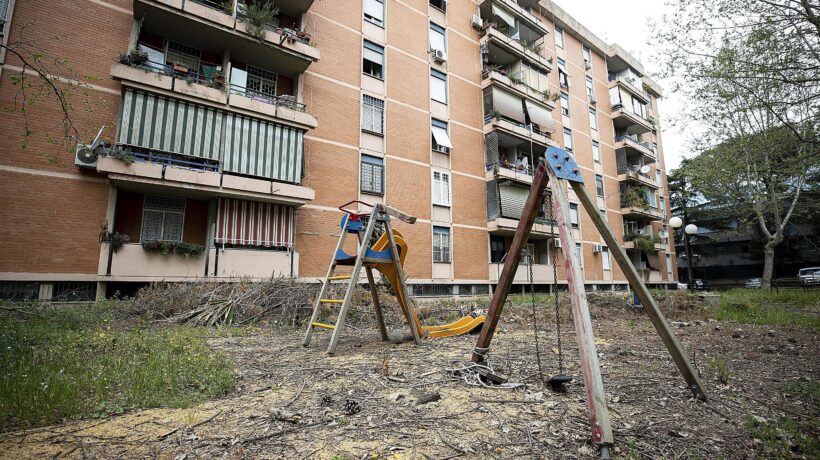 Così le nostre case finiscono nelle mani di un clan egiziano