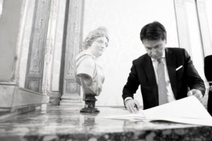 Il disastro giallorosso: la produzione industriale crolla in 12 mesi del 4,3%