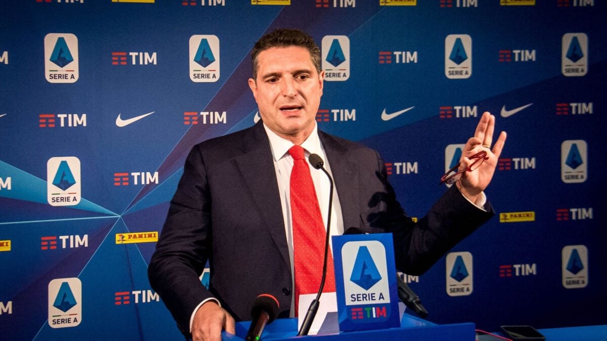 Un pugno di club vuole la testa di De Siervo