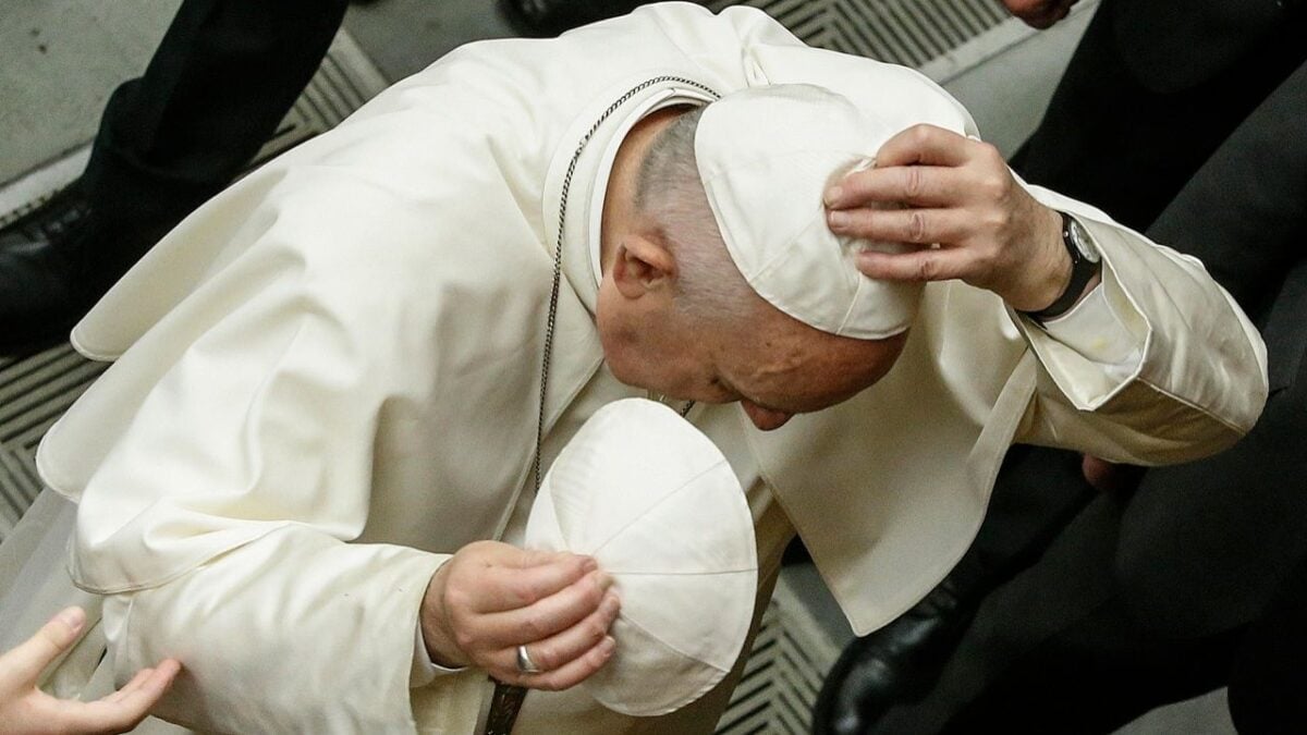 Le tre mosse del Papa non risolvono la crisi