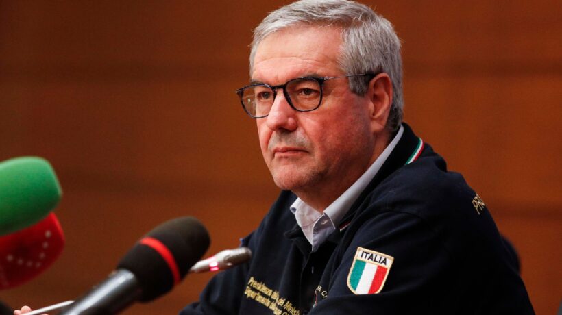 Un commissario con poteri speciali per rimediare all’indeciso Borrelli