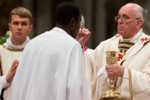 Rosari e quarantena quaresimale. La Chiesa senza messe cerca la via