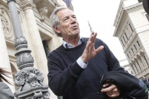Si allarga il fronte pro Bertolaso. Pronto il commissario per Giuseppi