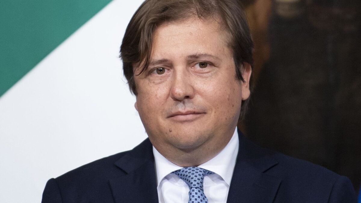 Pierpaolo Sileri: «I virus? Padroni del mondo. E ora arriva un’altra ondata»