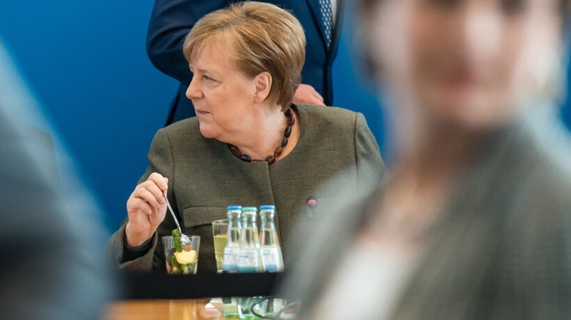 Ora la crisi è politica. Il futuro dell’Europa è tra i cocci della Cdu