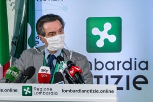 La Lombardia s’è rotta di aspettare. Tutto chiuso e stop alle «corsette»
