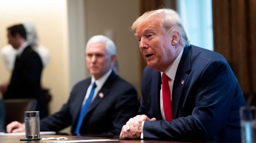 Trump si dichiara «capo in guerra» e mette in acqua le navi ospedale
