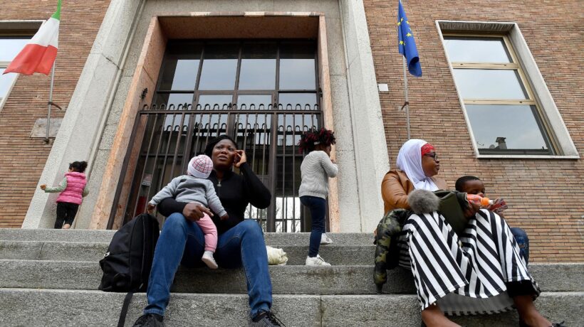 Il Viminale ha un piano: spargere immigrati