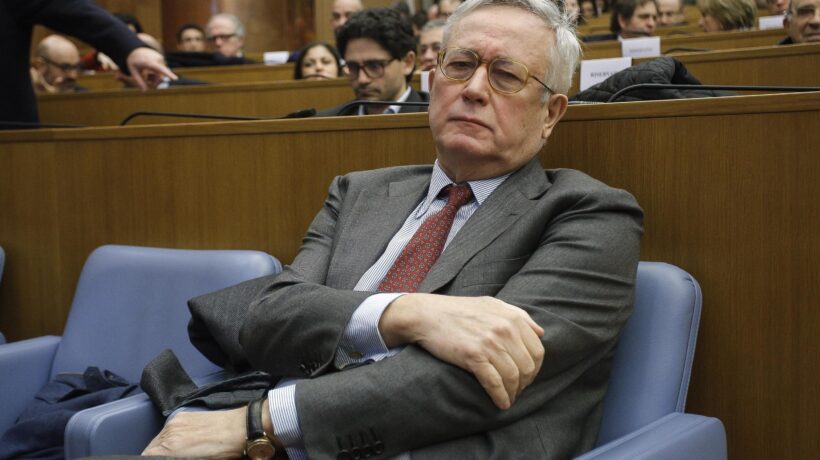 «Il Mes è un raggiro. Chi lo vuole da noi è un nuovo Tsipras che sogna il potere»