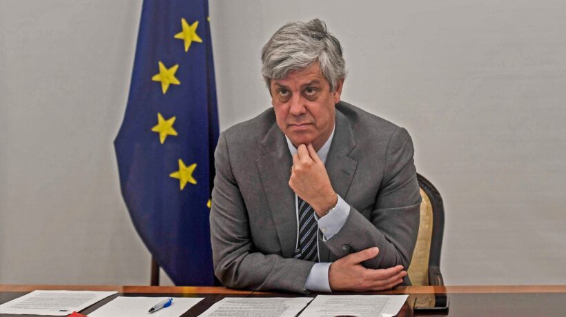 L’elicottero delle banche centrali si schianta