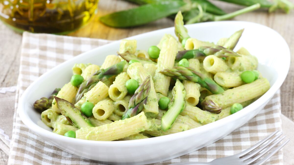 Cuciniamo insieme: rigatoni di primavera al forno