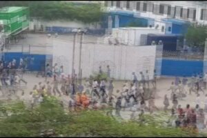 In Africa iniziano le prime rivolte. In Kenya e in Uganda la polizia spara sulla gente