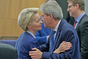 L’Ue e il Pd ci han fregato 18 miliardi. Ora Bruxelles finge di regalarcene 3