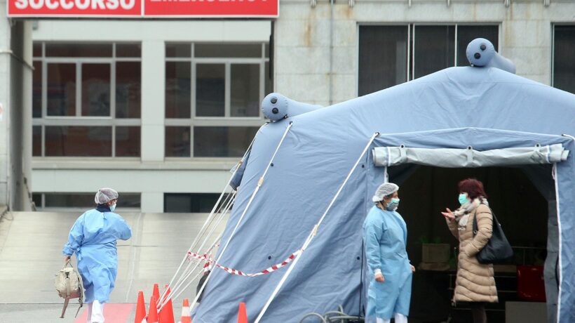 Dopo un decennio di tagli alla sanità abbiamo meno armi contro il virus