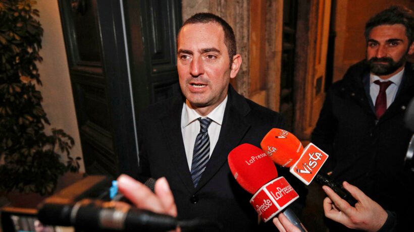 L’autogol del ministro scarpone manda in rovina il calcio italiano