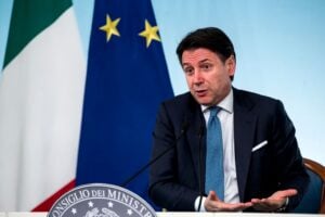 Con l’indeciso Conte non vinceremo questa guerra