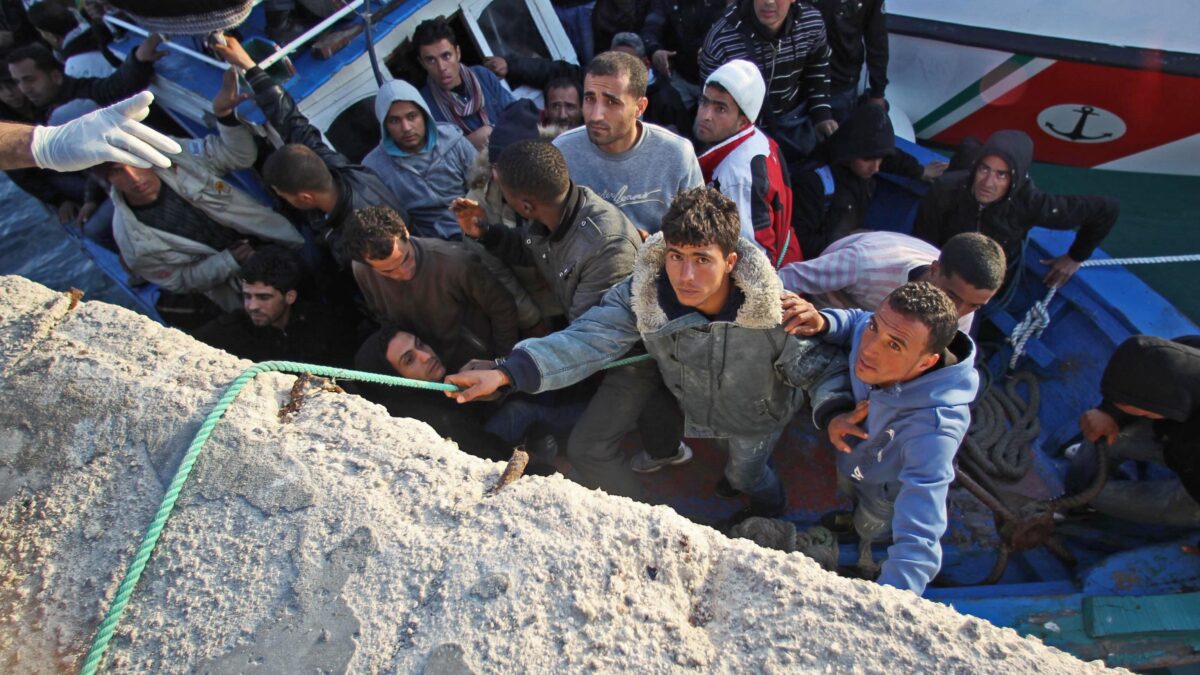 Centri di accoglienza sovraffollati. Bomba sanitaria pronta a esplodere