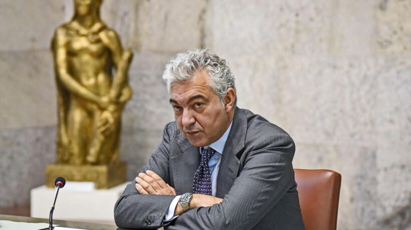 Il cv del commissario: Prodi, D’Alema e Termini Imerese