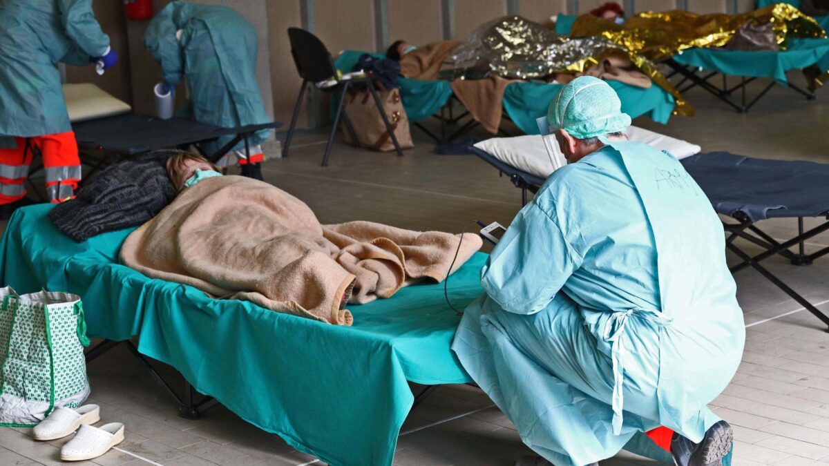 L’epidemia tira dritto e ci sono più multe per chi esce a zonzo