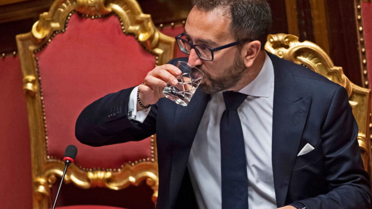 Carceri, l’indulto mascherato di Bonafede