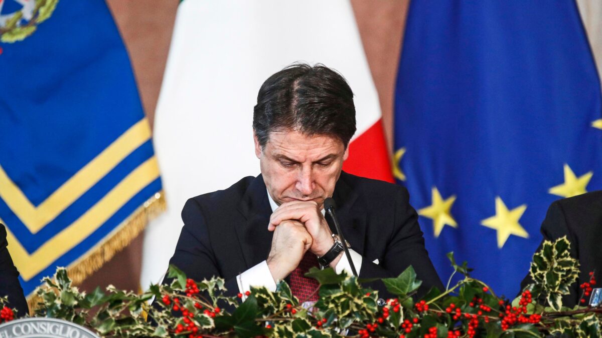 Farsa fiscale e corsa agli aiuti. Il governo umilia chi lavora