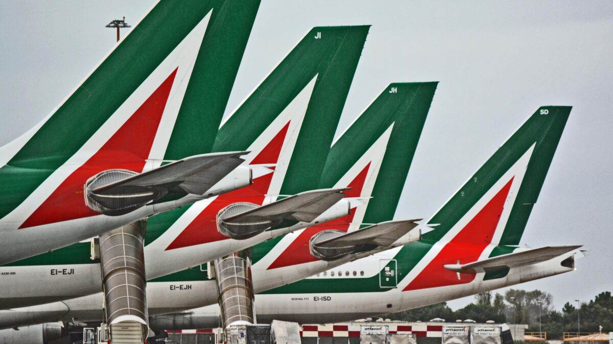 Per far volare 25 aerei di Alitalia alla fine spenderemo 3 miliardi