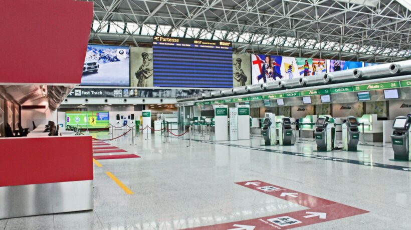 Fiumicino un deserto abbandonato. I Benetton tagliano lavoro e stipendi