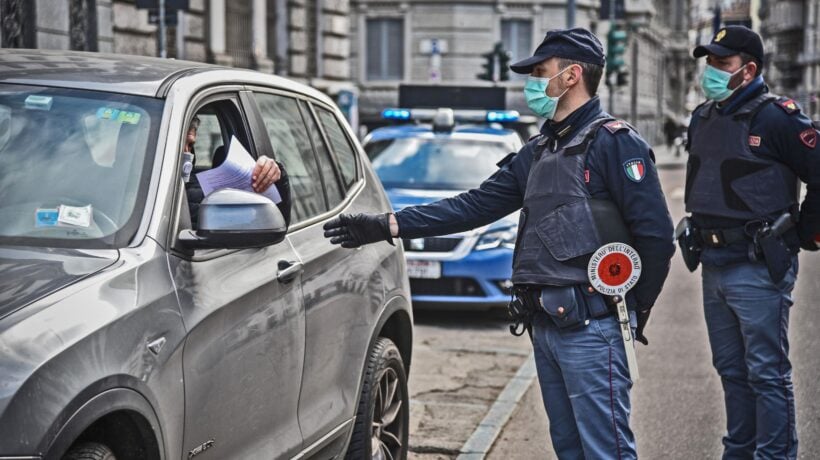 Ci danno le multe, non le mascherine