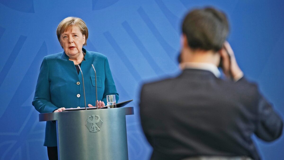 L’Europa sbugiarda Giuseppi sul Mes: «Niente soldi senza condizionalità»