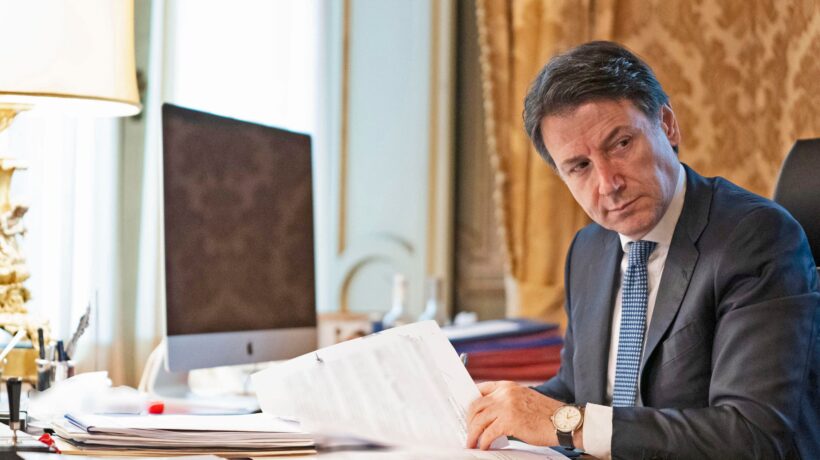 Usare i 300 miliardi nei conti delle aziende. In pista un fondo garante delle fatture