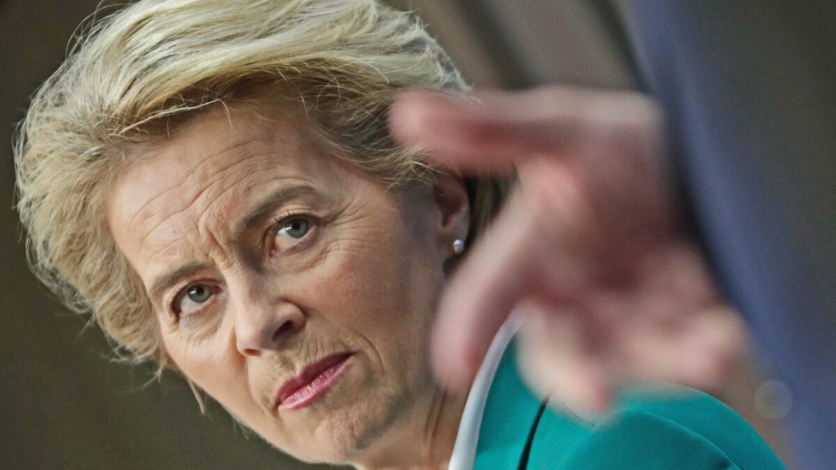 Al diavolo l’Ue, facciamo da soli un megabond per salvare l’Italia