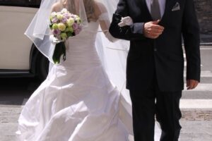 Cristina Longhini: «Mio papà fatto morire e poi cremato. E mi presentano il conto, anche caro»