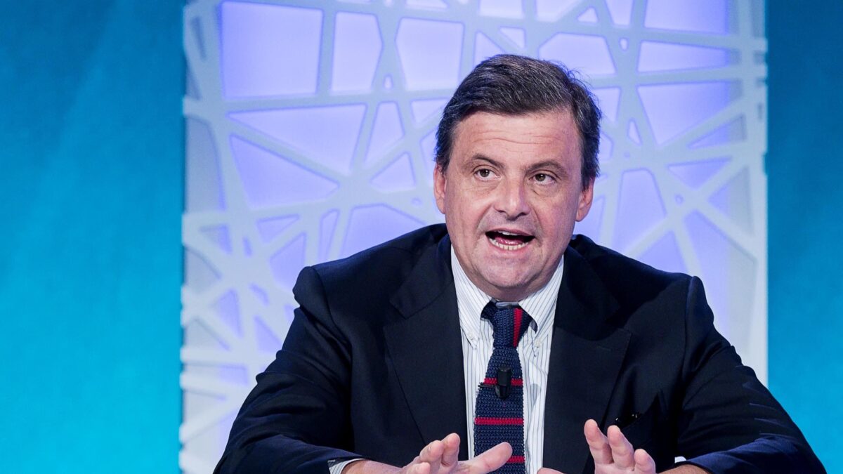 Carlo Calenda: «Oltre la crisi con un super comitato»