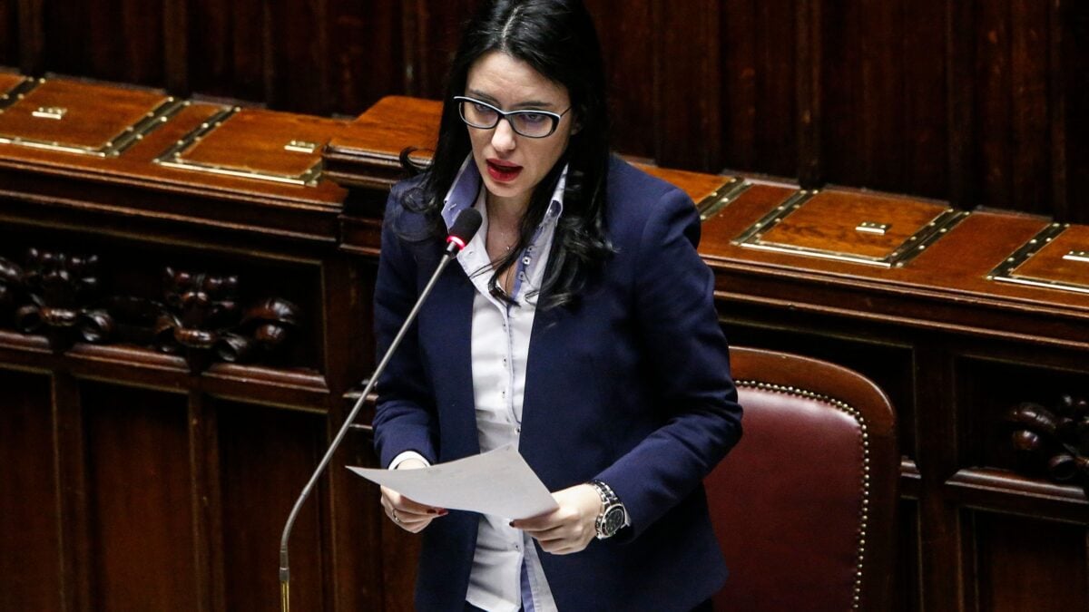 «Salvare le paritarie o collassa il sistema scuola. Da M5s-Pd colpevoli ritardi, famiglie pronte a protesta»