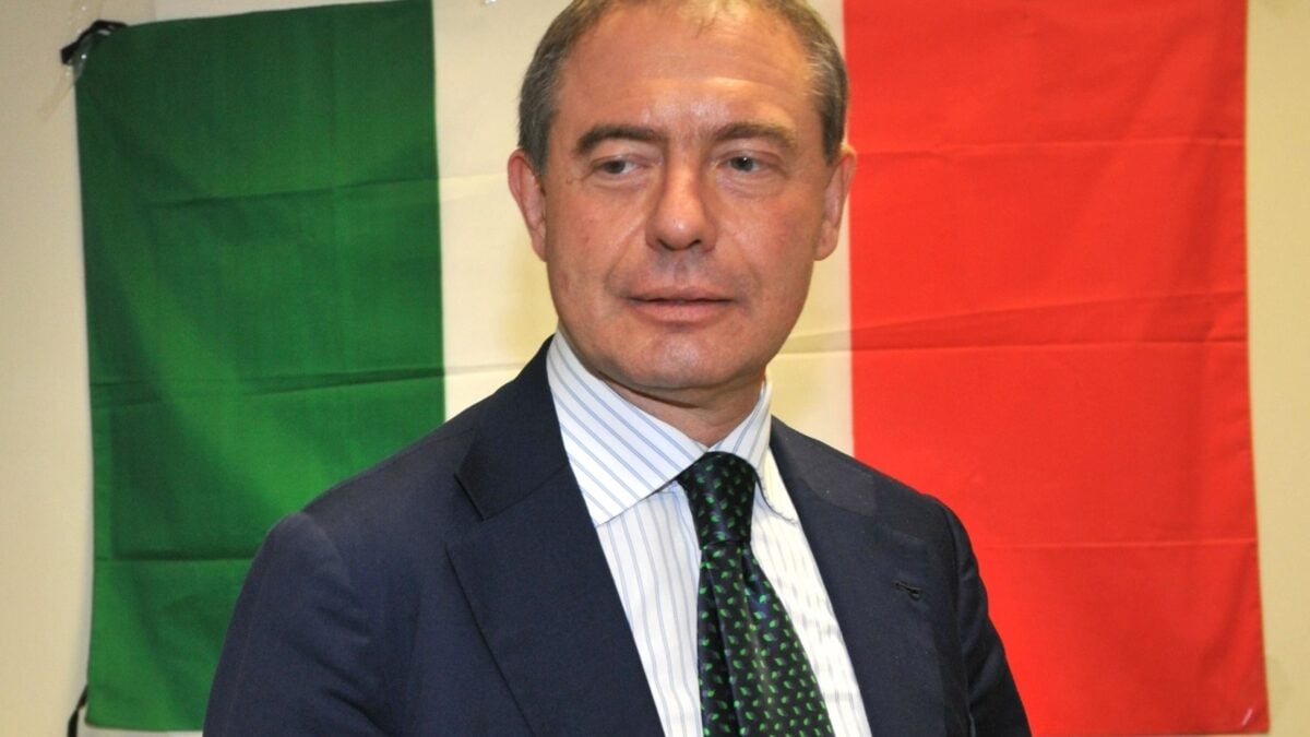 Adolfo Urso: «Il decreto liquidità non è sufficiente. Serve attivare un Fondo Tricolore»