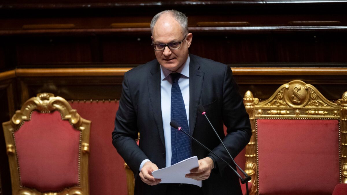 Gualtieri si smentisce un’altra volta. Il conto del Papeete era una truffa