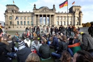 Il rigore lo vogliono soltanto per noi. I casi di Olanda e Germania