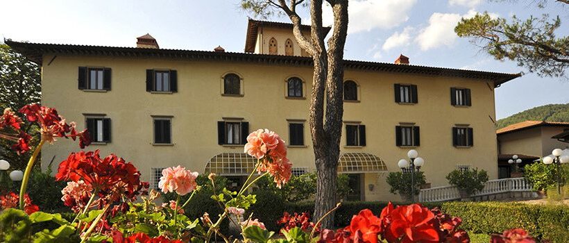 Orrore nelle case di riposo toscane: «Morti lasciati nei loro letti 42 ore»