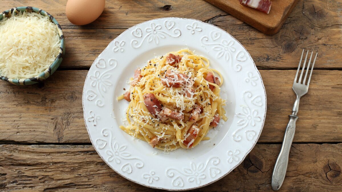 Cuciniamo insieme: la carbonara sbagliata