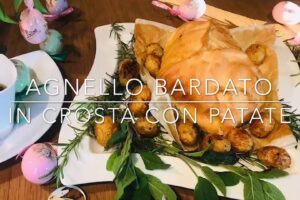 Cuciniamo insieme: agnello bardato in crosta con patate
