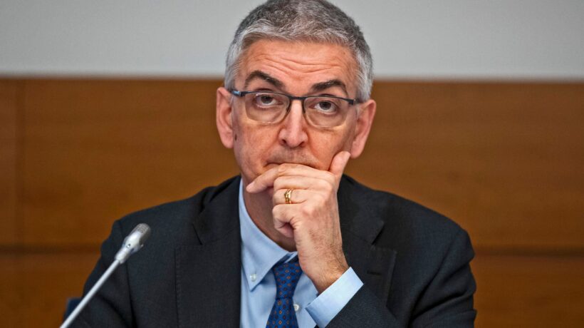 Esperti del governo contro sé stessi: «I numeri catastrofisti? Irrealistici»