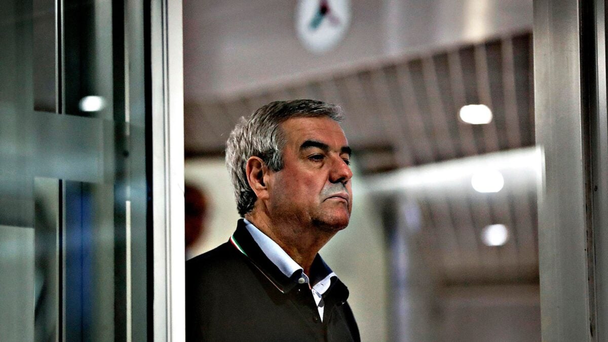 A casa fino al 16 maggio. O forse no. Borrelli ci prende per i fondelli