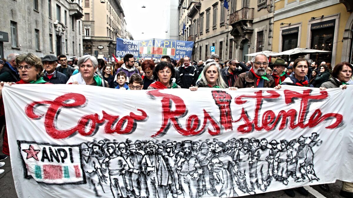 25 aprile da ridere, questa volta arrivano le brigate Covid-19