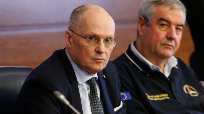 Gli studiosi litigano sui contagiati. Il consulente di Conte resta isolato